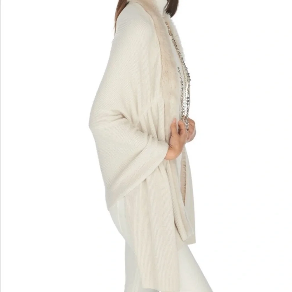 White House Black Market Faux Fur Cover Up - Picture 2 of 12